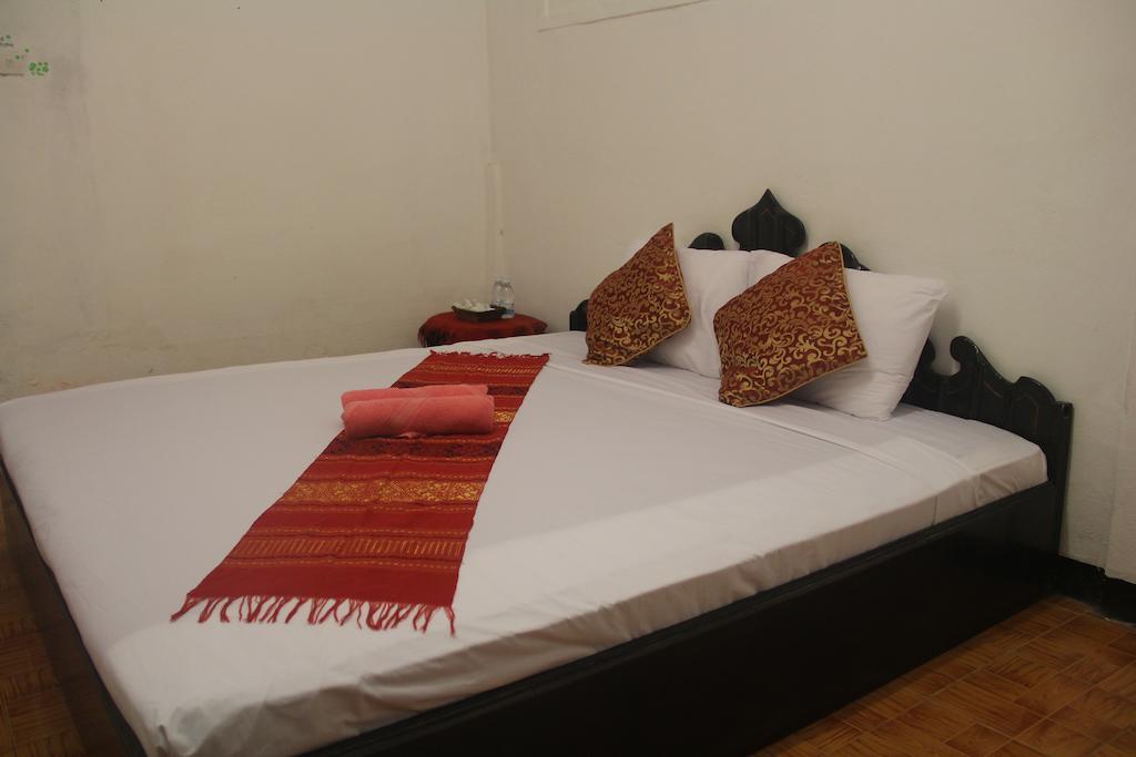 Lpq Backpackers Hostel Luang Prabang Habitación foto