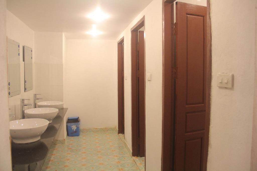 Lpq Backpackers Hostel Luang Prabang Habitación foto