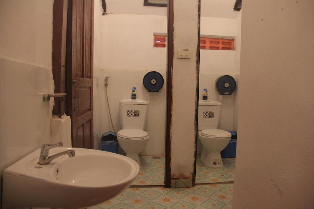 Lpq Backpackers Hostel Luang Prabang Habitación foto