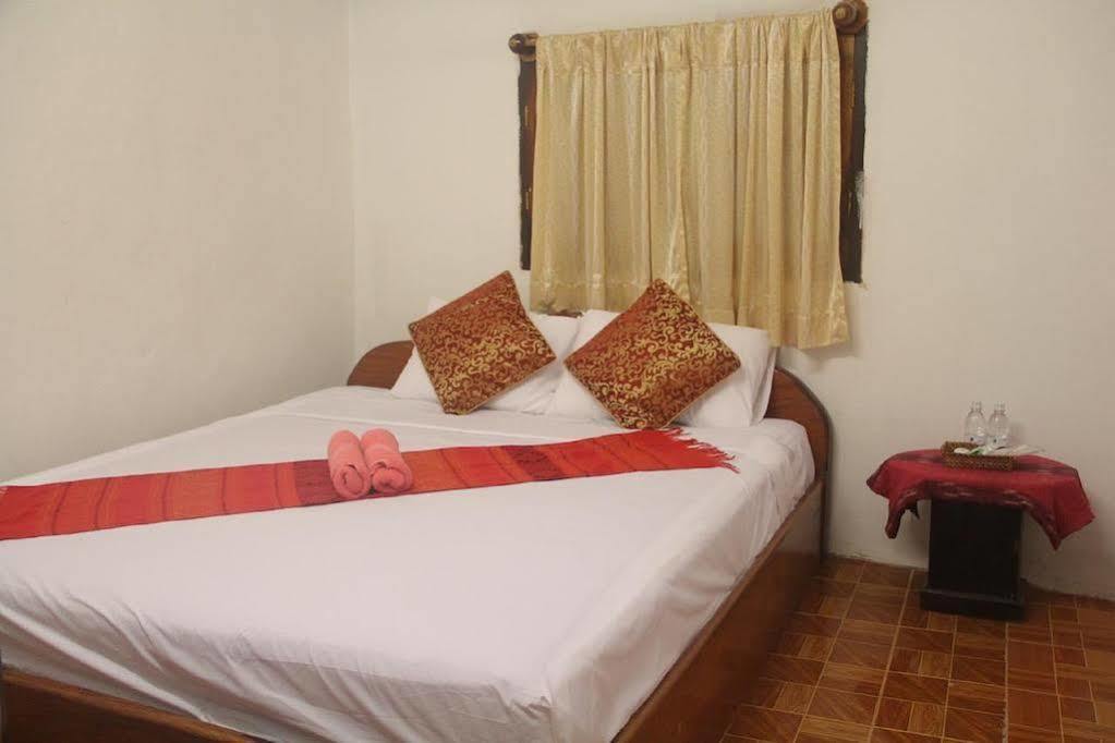 Lpq Backpackers Hostel Luang Prabang Exterior foto
