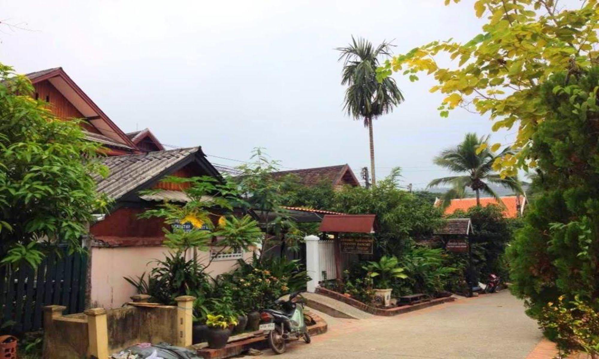 Lpq Backpackers Hostel Luang Prabang Exterior foto